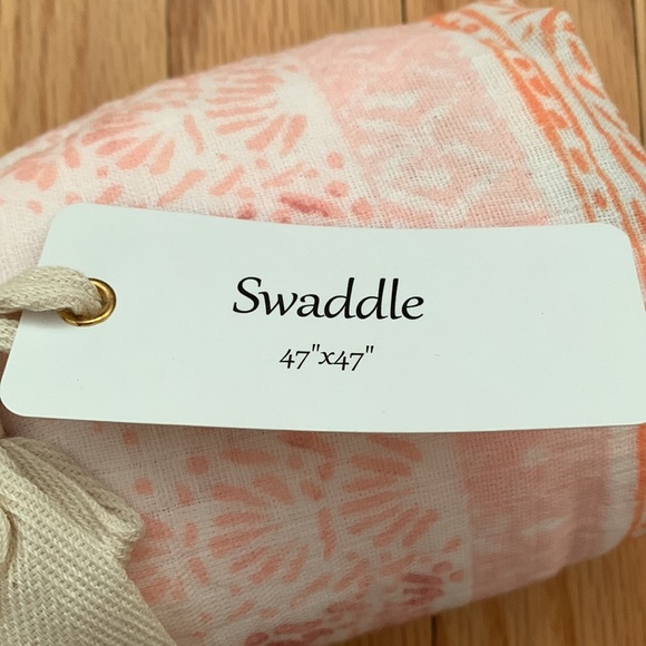 Anthropologie swaddle - Picture 3 of 3